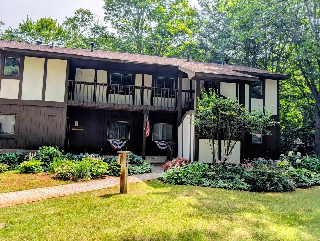 6865 Pinebrook Drive Custer Township MI 49615