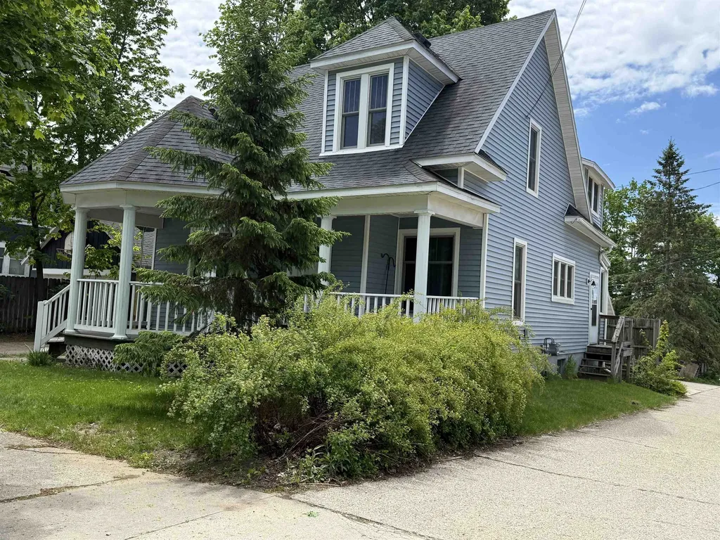 414 S Simons Street Cadillac City MI 49601