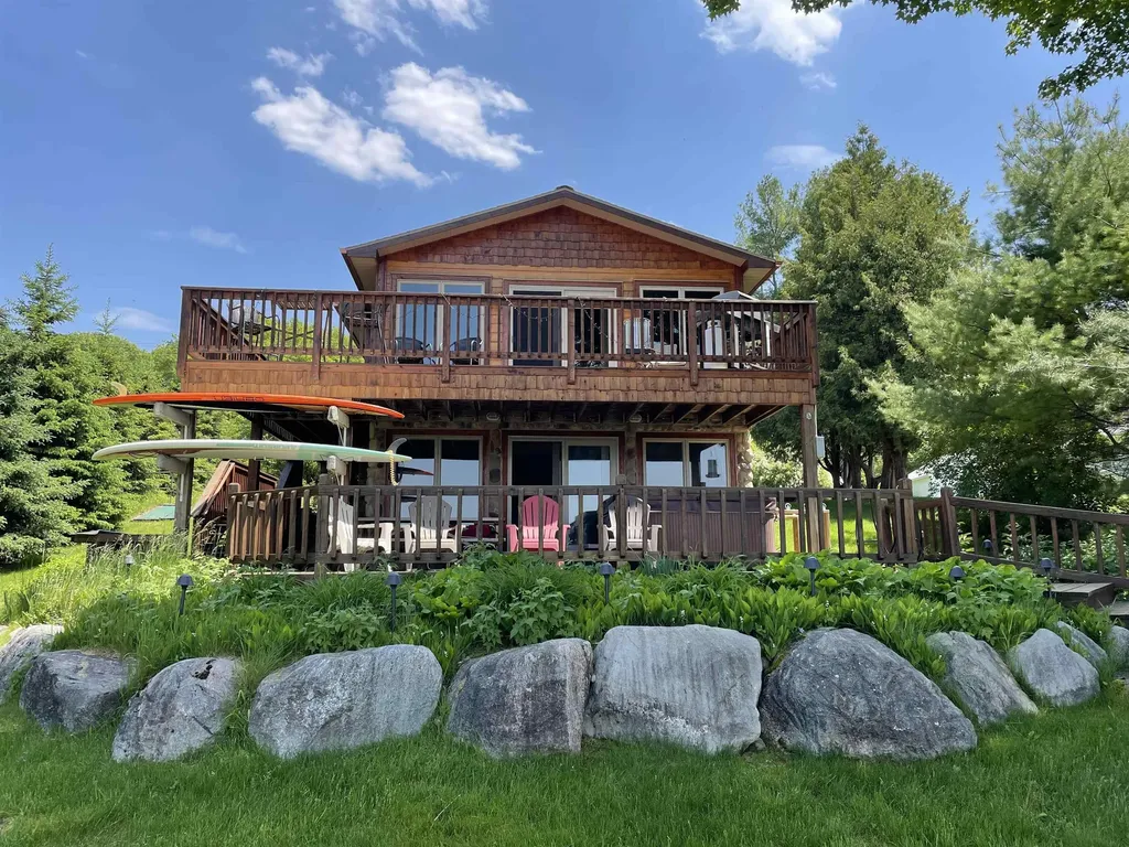 11282 S East Torch Lake Drive Helena Township MI 49612