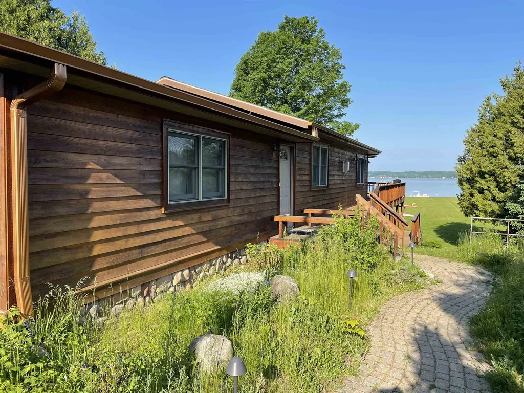 11282 S East Torch Lake Drive Helena Township MI 49612