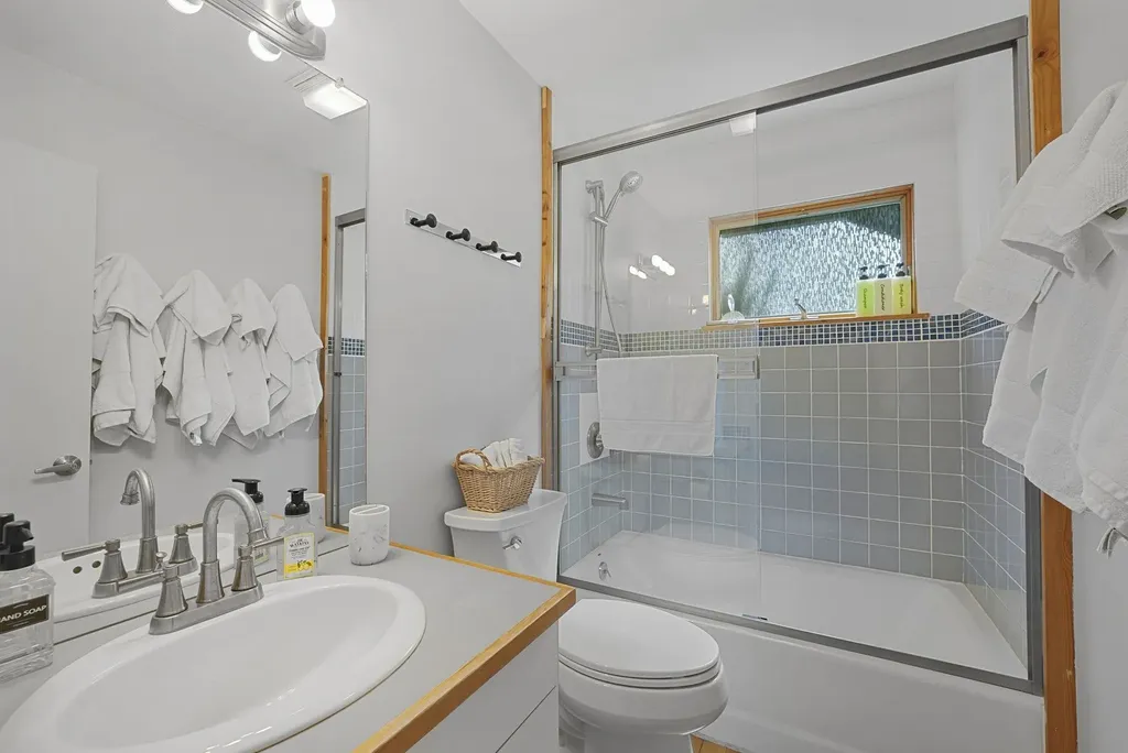 286 Neuman Street Garfield Charter Township MI 49685