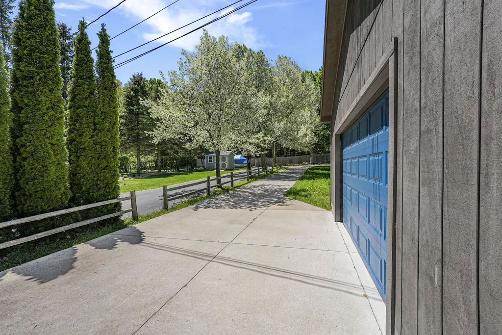 286 Neuman Street Garfield Charter Township MI 49685