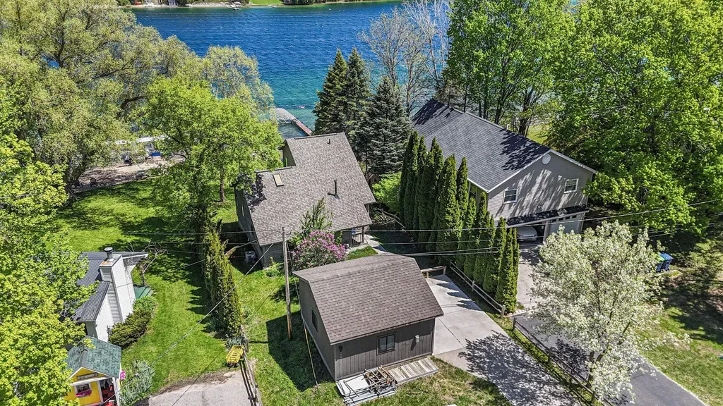 286 Neuman Street Garfield Charter Township MI 49685
