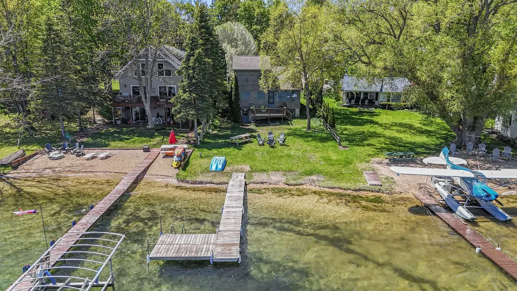 286 Neuman Street Garfield Charter Township MI 49685