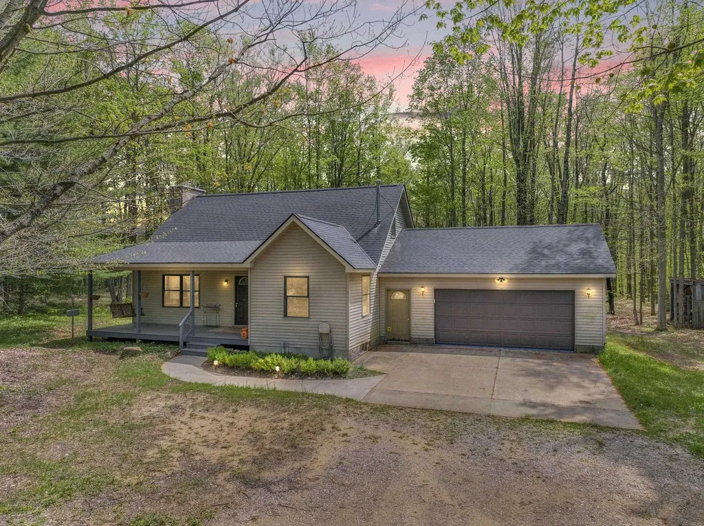 2560 S 25 Road Boon Township MI 49618