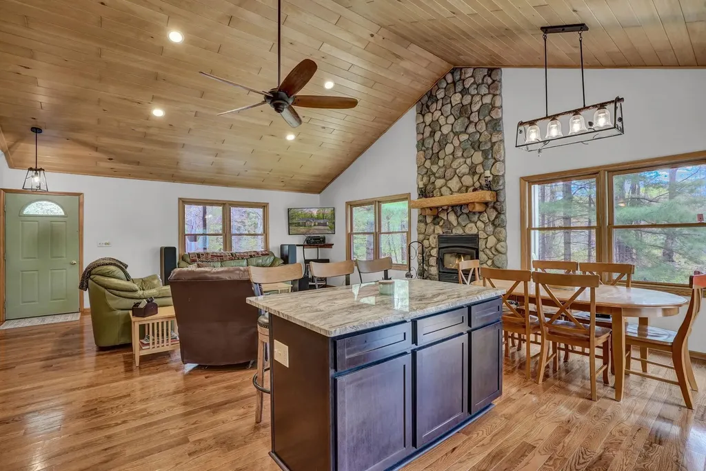 2560 S 25 Road Boon Township MI 49618