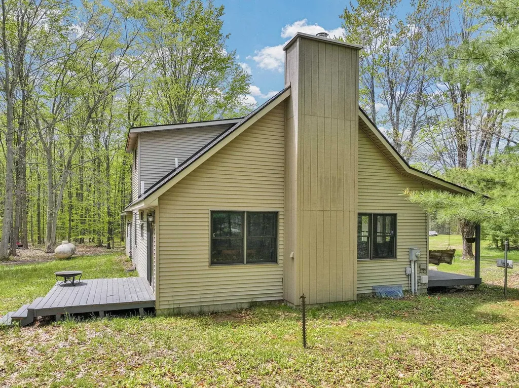 2560 S 25 Road Boon Township MI 49618