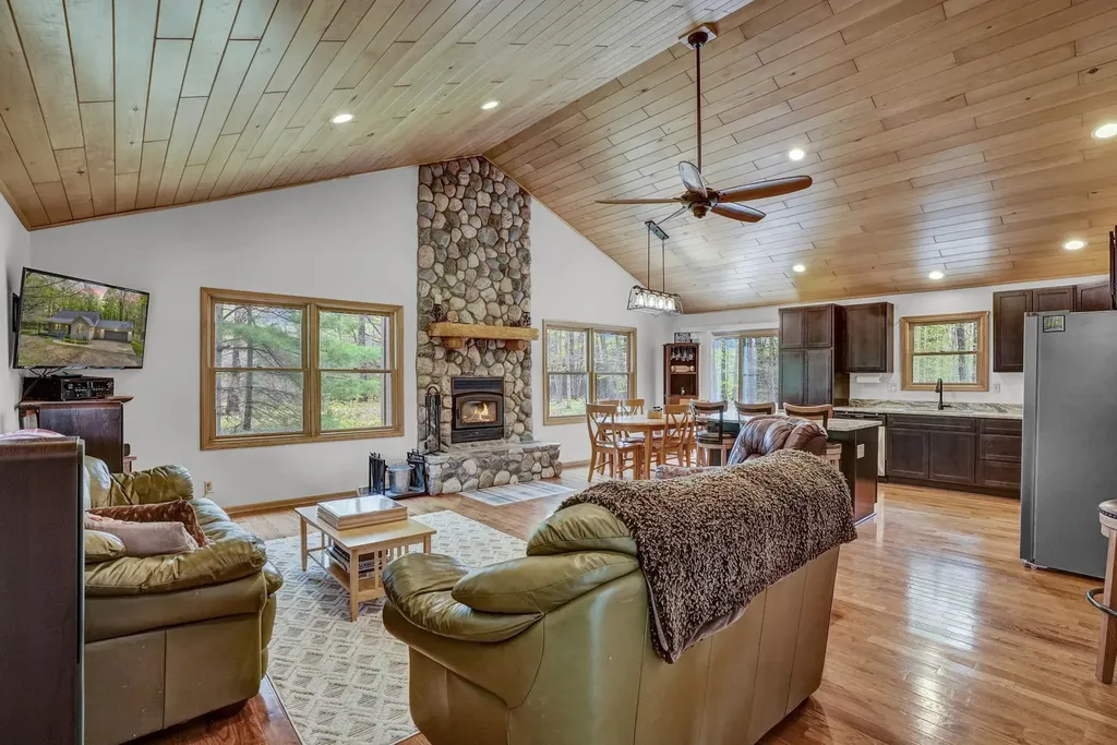 2560 S 25 Road Boon Township MI 49618