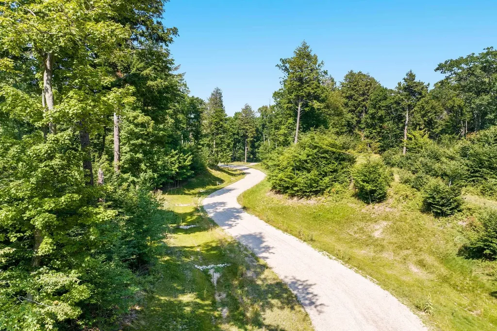 000 Park Ridge Lake Township MI 49635