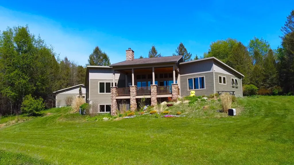 2525 Burdickville Road Kasson Township MI 49664