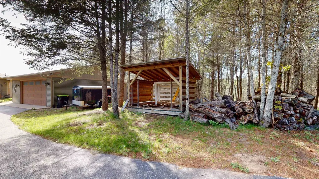 2525 Burdickville Road Kasson Township MI 49664