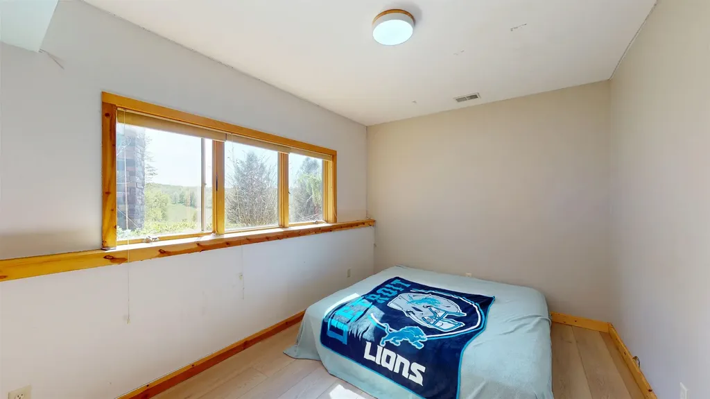 2525 Burdickville Road Kasson Township MI 49664
