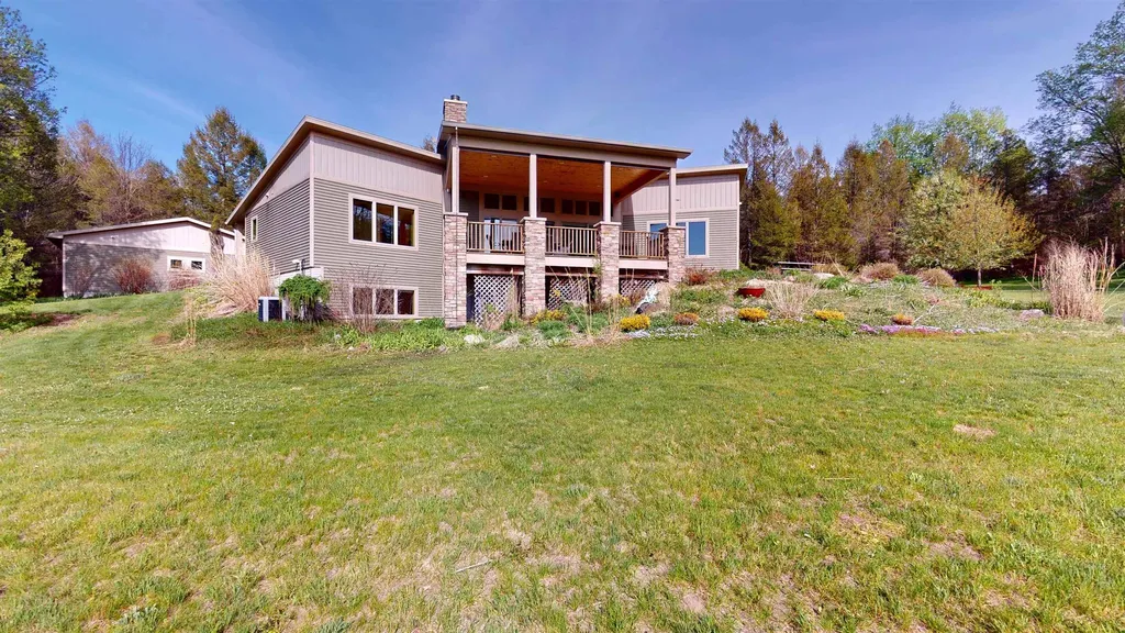 2525 Burdickville Road Kasson Township MI 49664