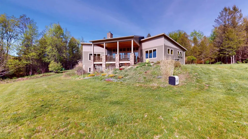2525 Burdickville Road Kasson Township MI 49664