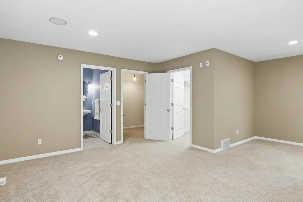 2177 N Jacobson Road Suttons Bay Township MI 49682