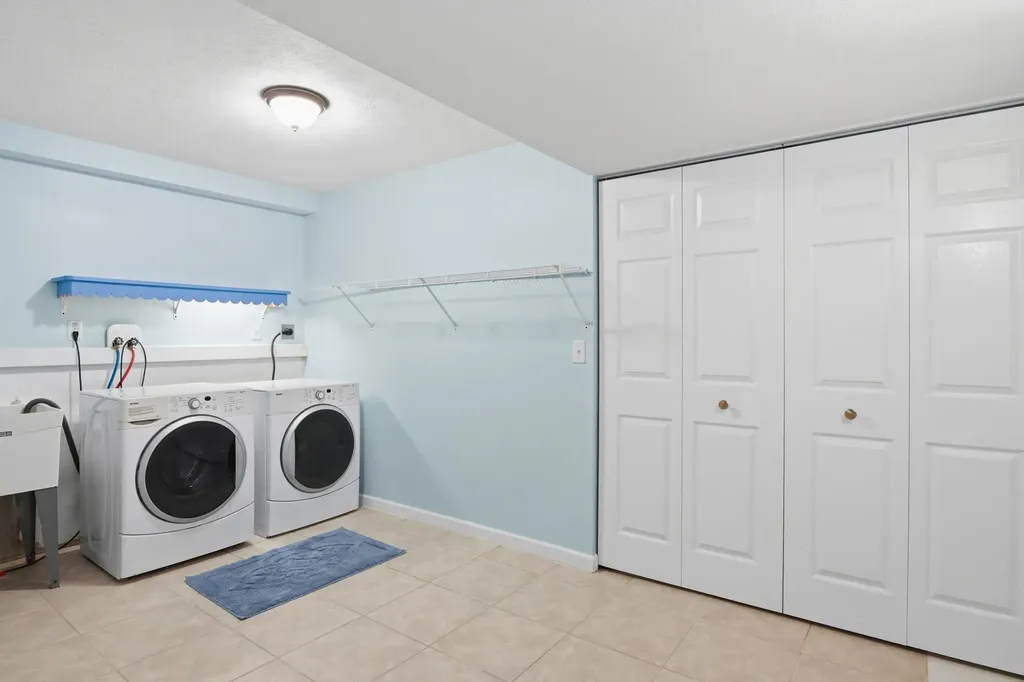 2177 N Jacobson Road Suttons Bay Township MI 49682