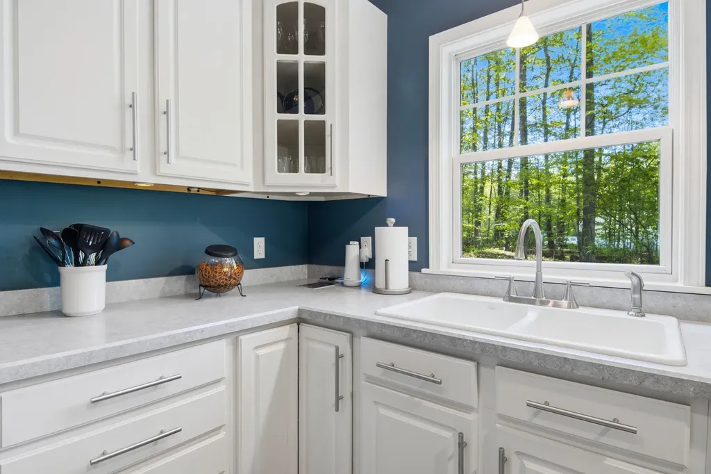 2177 N Jacobson Road Suttons Bay Township MI 49682