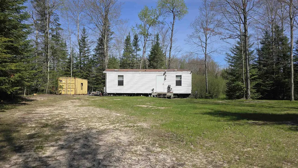 000 Lund Road, SW Springfield Township MI 49633