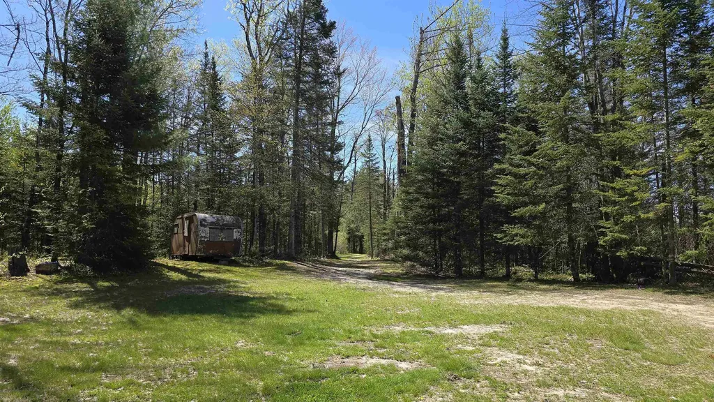 000 Lund Road, SW Springfield Township MI 49633