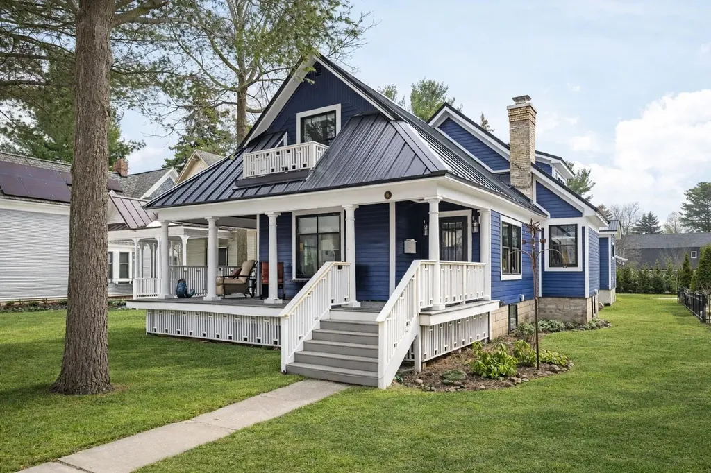 525 Fifth Street Traverse City City MI 49684