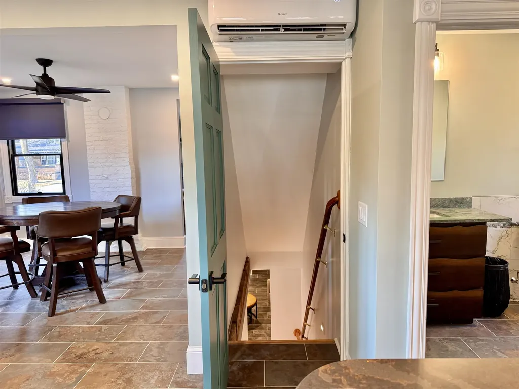 525 Fifth Street Traverse City City MI 49684