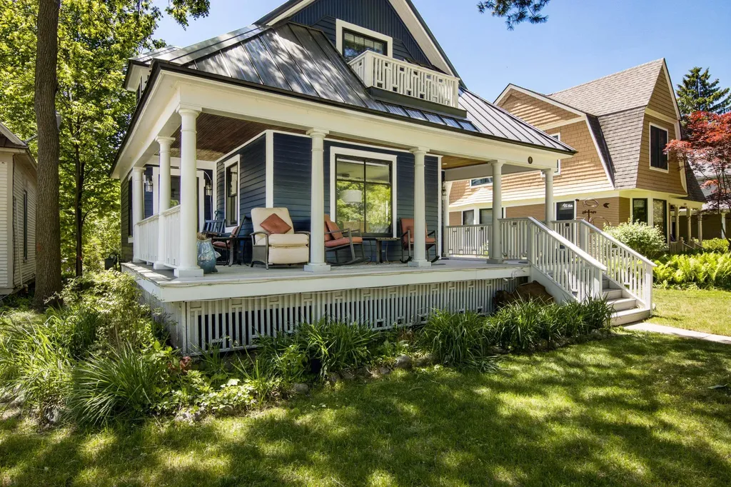 525 Fifth Street Traverse City City MI 49684