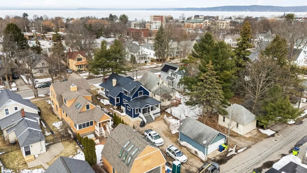 525 Fifth Street Traverse City City MI 49684