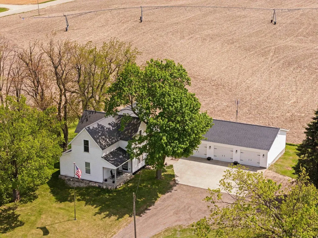 9103 E County Line Road Highland Township MI 49665