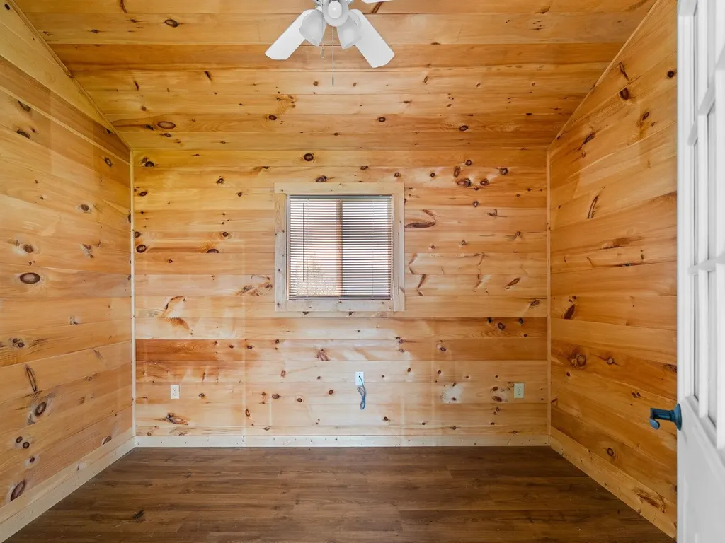9103 E County Line Road Highland Township MI 49665