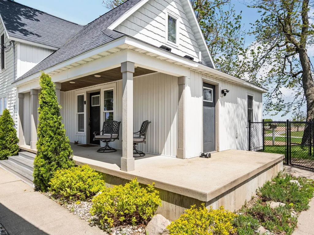 9103 E County Line Road Highland Township MI 49665