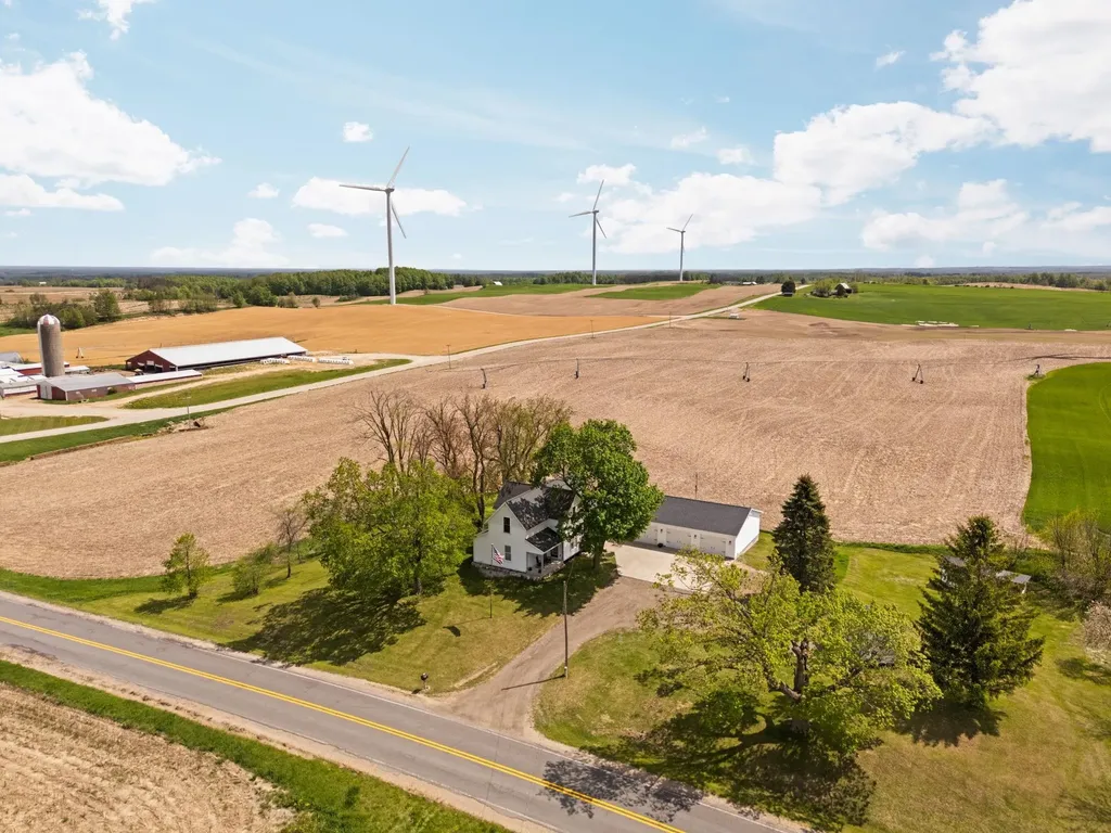 9103 E County Line Road Highland Township MI 49665