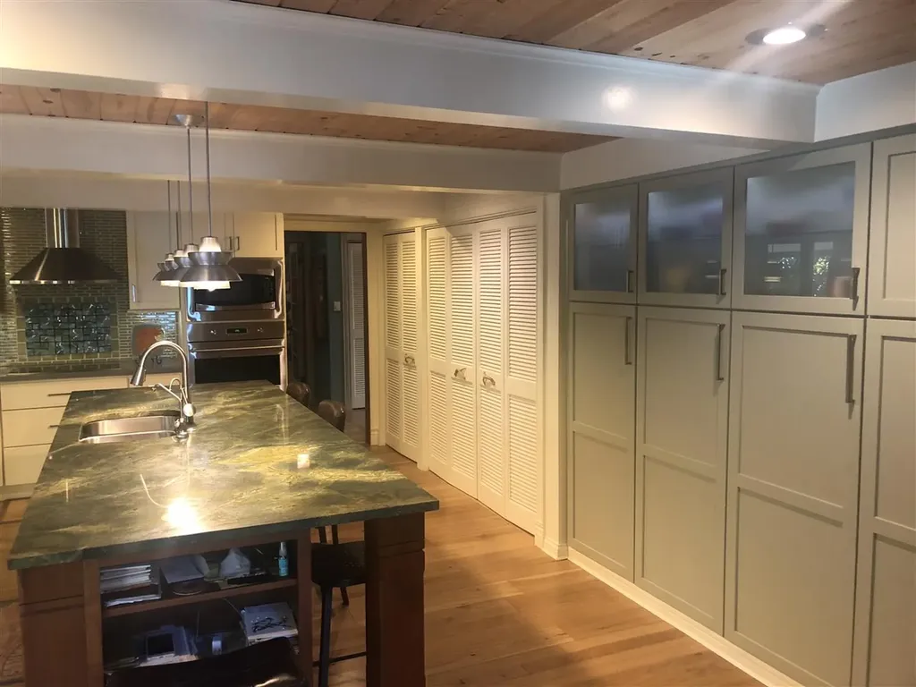 1387 N West Torch Lake Drive Torch Lake Township MI 49648