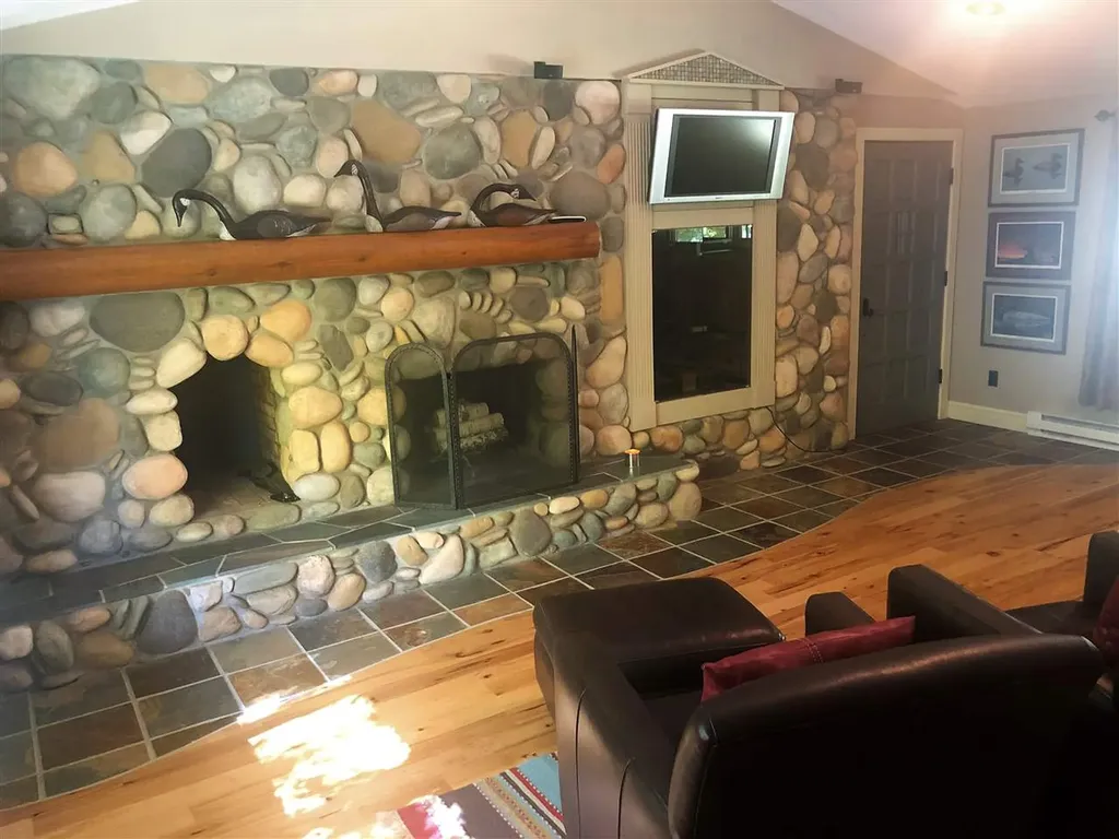 1387 N West Torch Lake Drive Torch Lake Township MI 49648