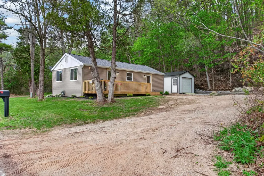 4494 Five Mile Road Acme Township MI 49690