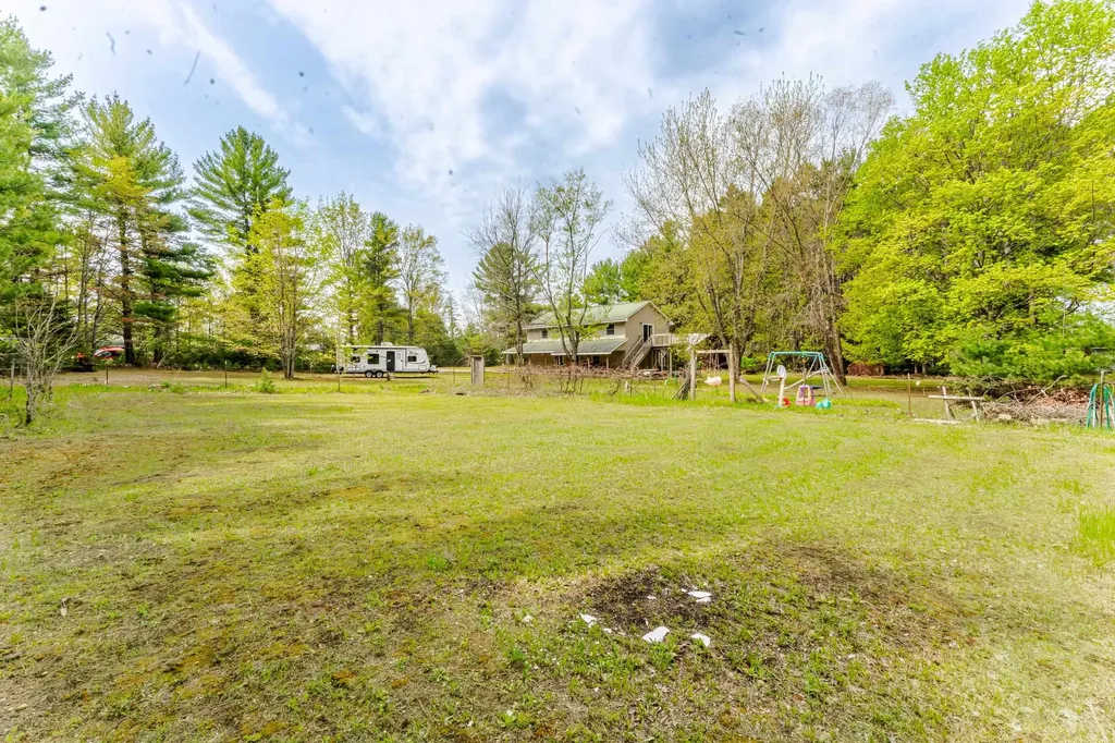 10942 Thiel Road Long Lake Township MI 49685