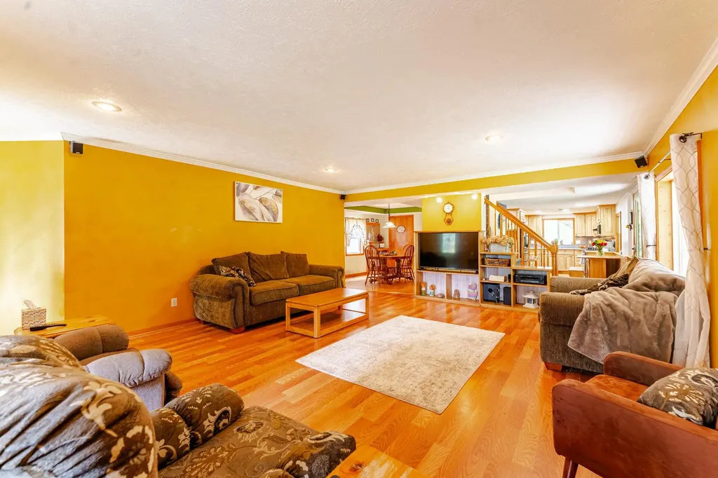 10942 Thiel Road Long Lake Township MI 49685