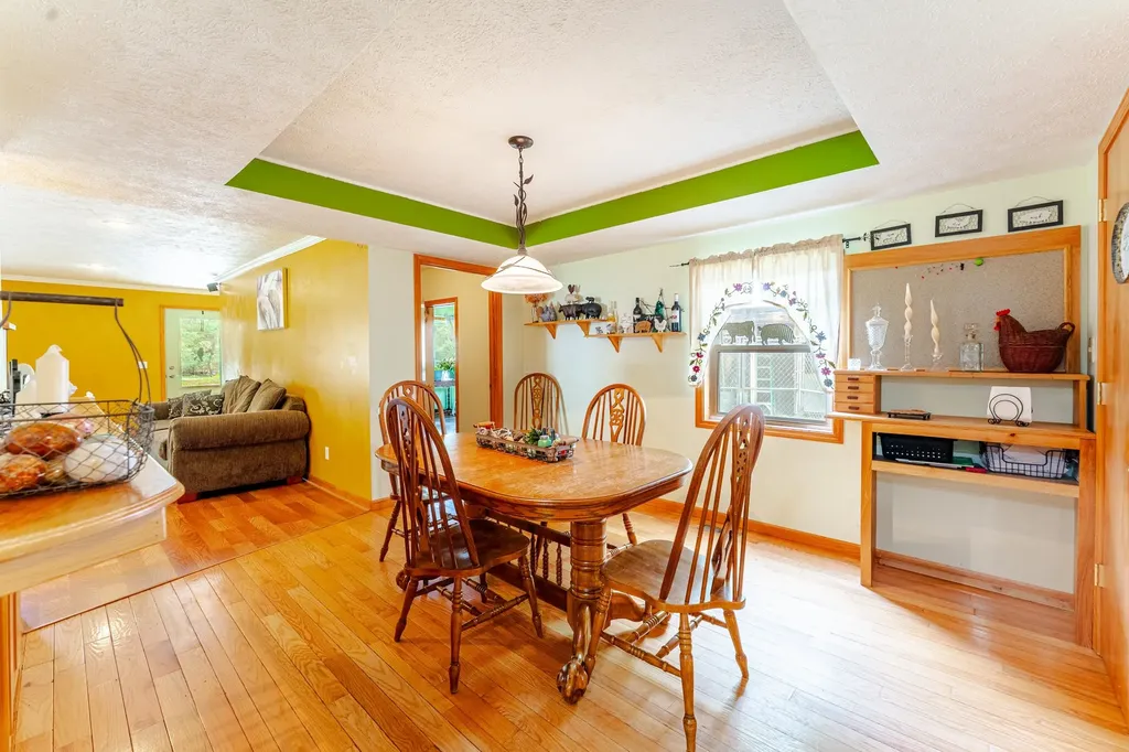 10942 Thiel Road Long Lake Township MI 49685