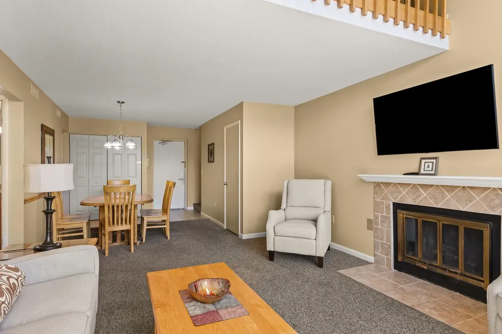 5542 Golfview Court Acme Township MI 49690