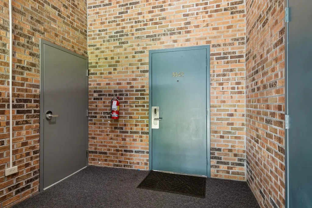 5542 Golfview Court Acme Township MI 49690