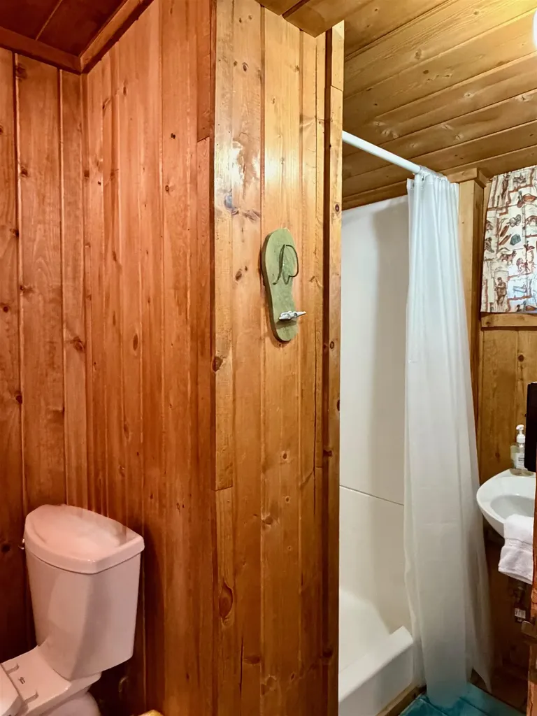 14047 Torch River Road Milton Township MI 49676