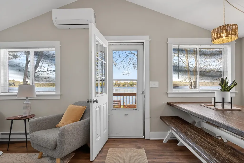 827 NE Lake Drive Excelsior Township MI 49646