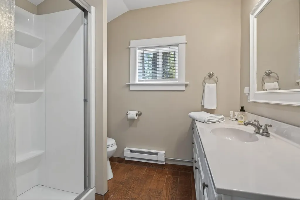 827 NE Lake Drive Excelsior Township MI 49646