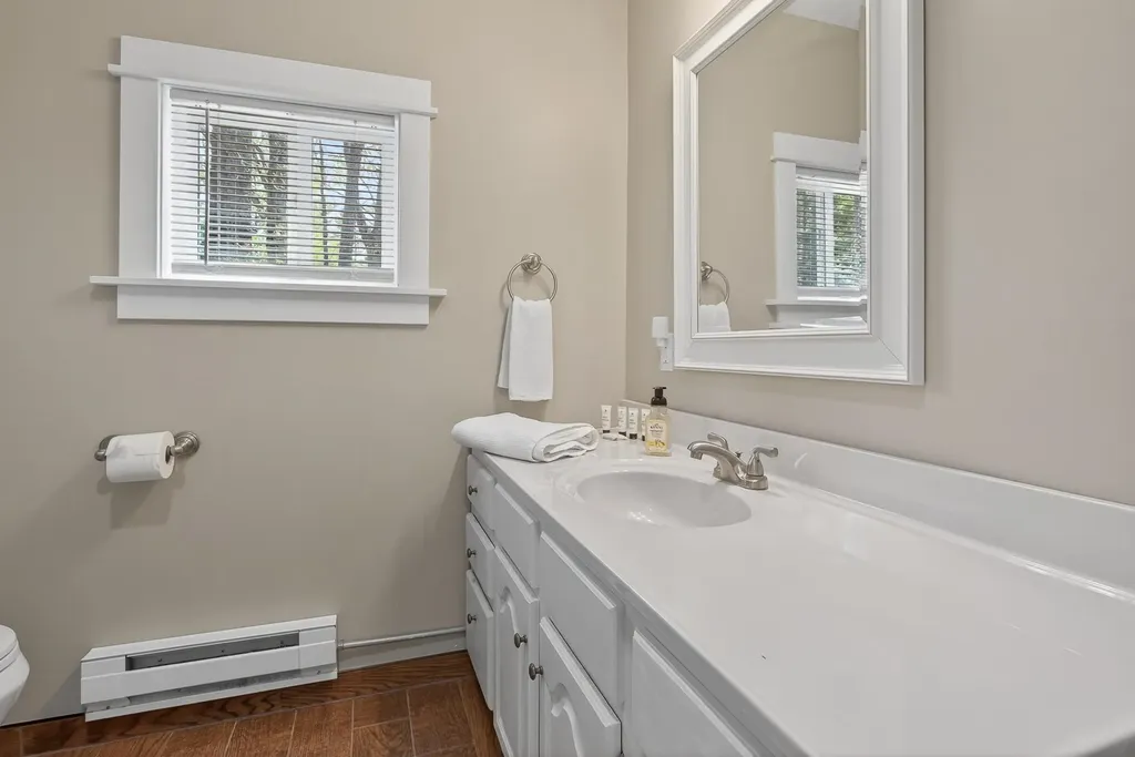 827 NE Lake Drive Excelsior Township MI 49646