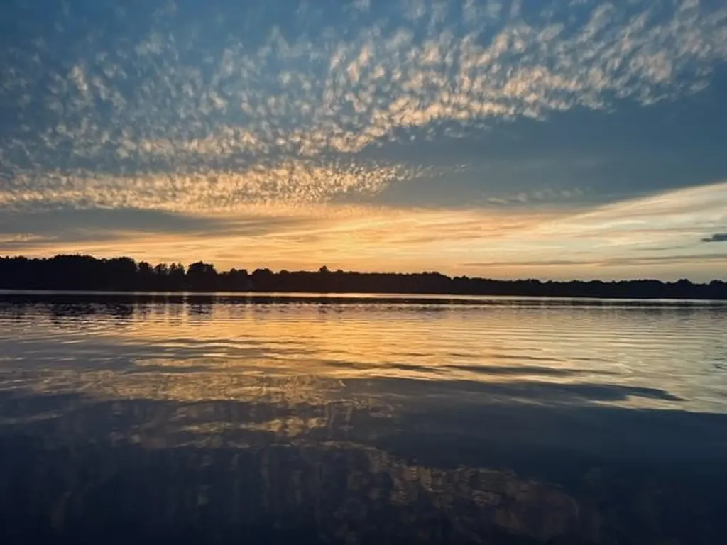 827 NE Lake Drive Excelsior Township MI 49646