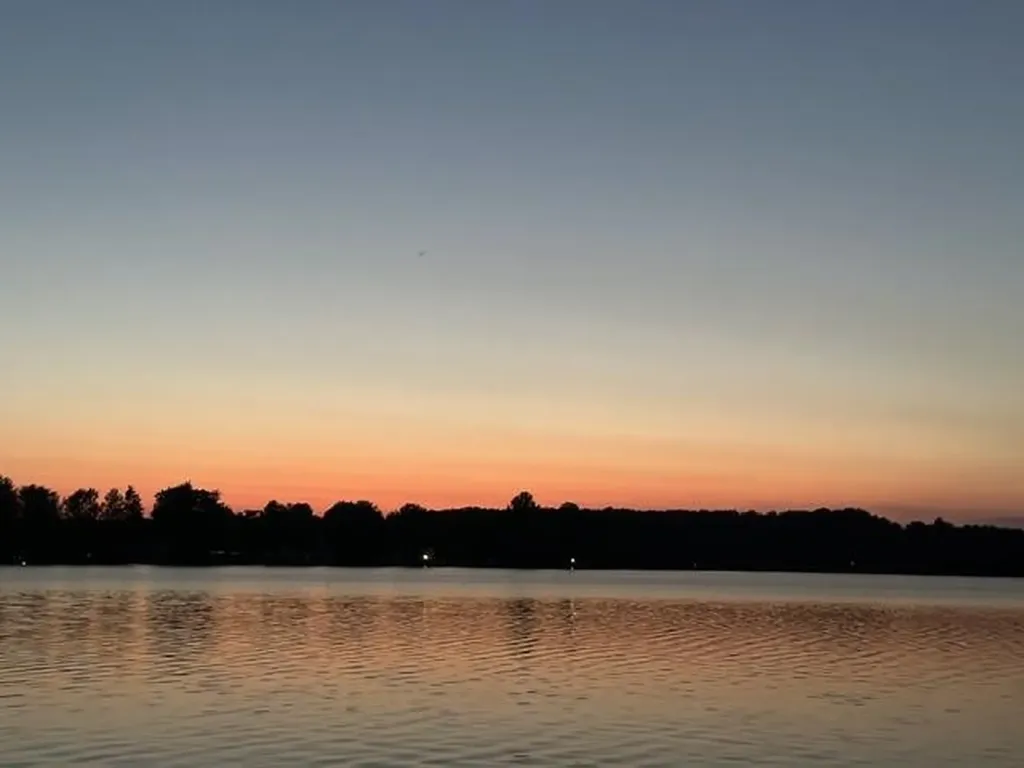 827 NE Lake Drive Excelsior Township MI 49646