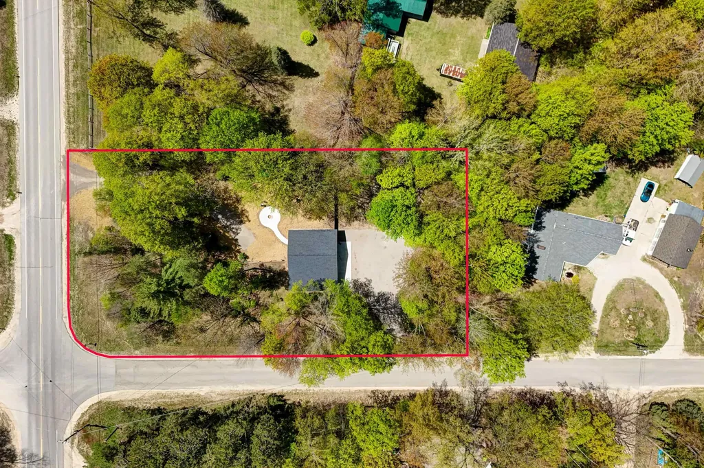 4063 NE Sands Park Drive Coldsprings Township MI 49646