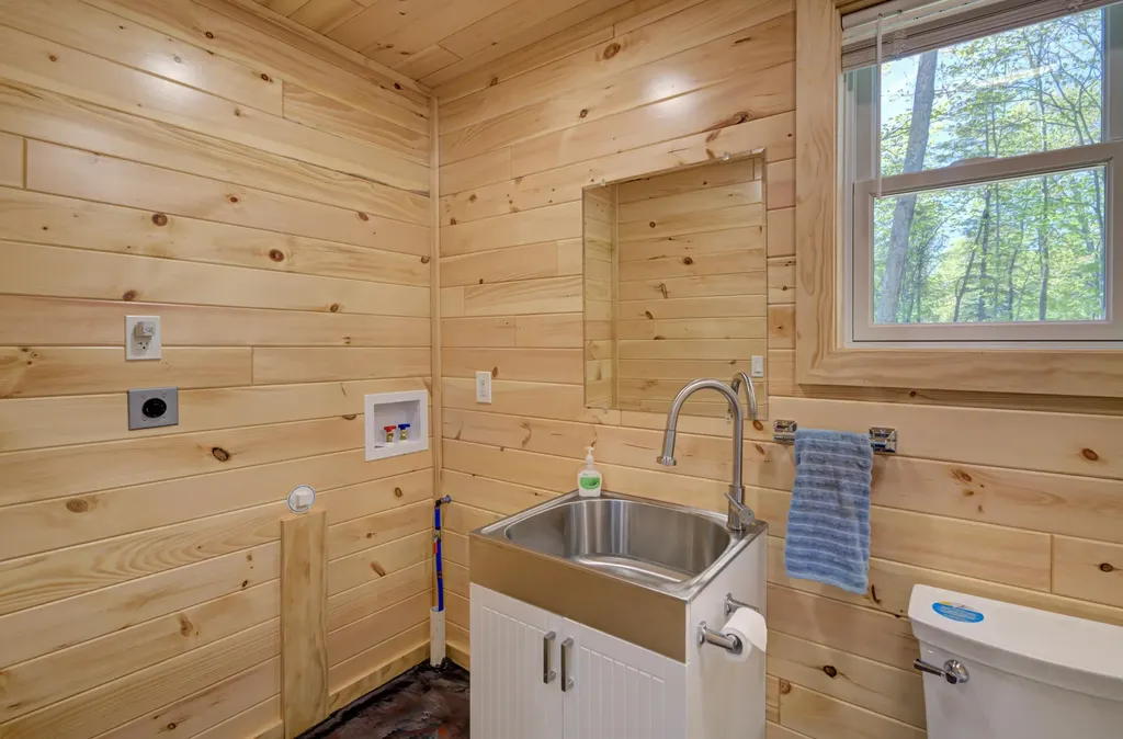 4063 NE Sands Park Drive Coldsprings Township MI 49646