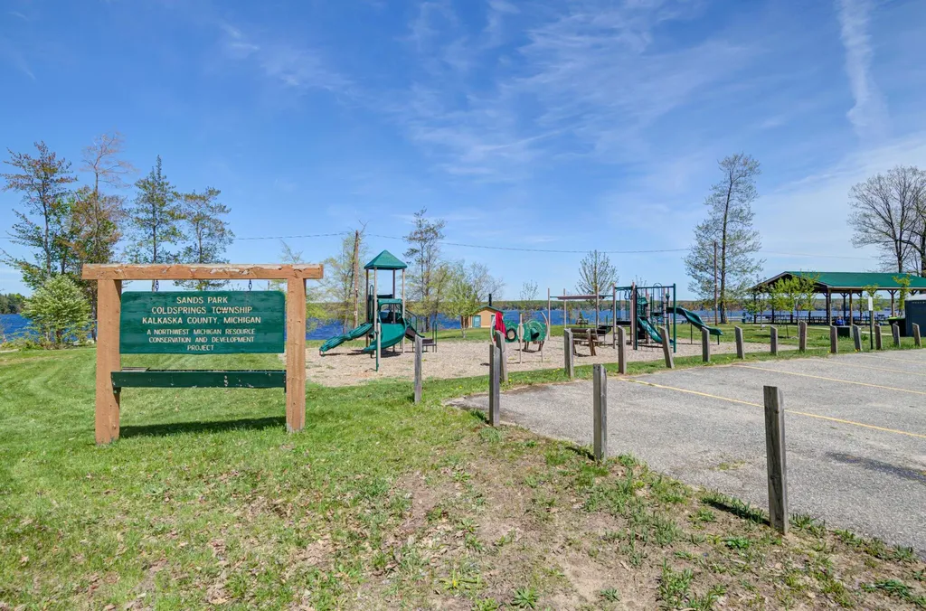 4063 NE Sands Park Drive Coldsprings Township MI 49646