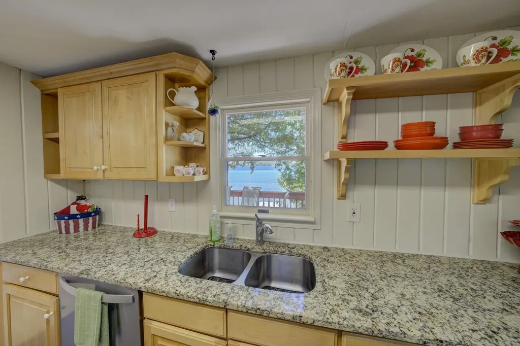 488 S Stony Point Road Suttons Bay Township MI 49682