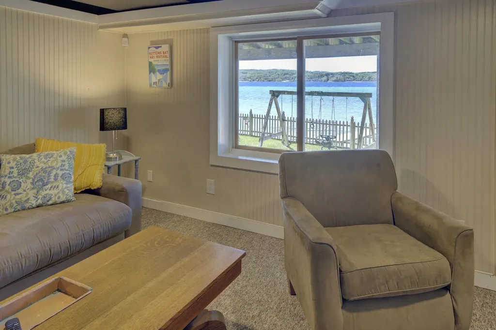 488 S Stony Point Road Suttons Bay Township MI 49682